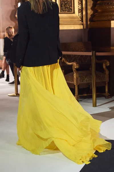 Look 101